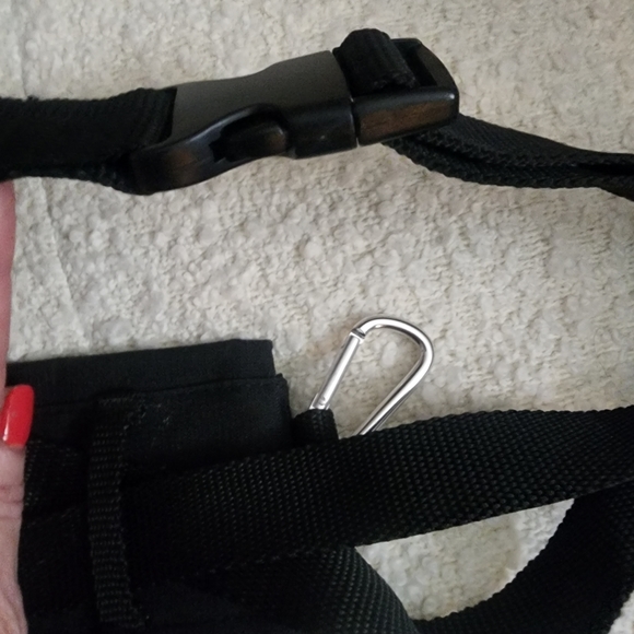 NWOT PETSAFE TREAT POUCH SPORT DURABLE, DOG TRAINING ACCESSORY, BL…      c - Picture 6 of 13